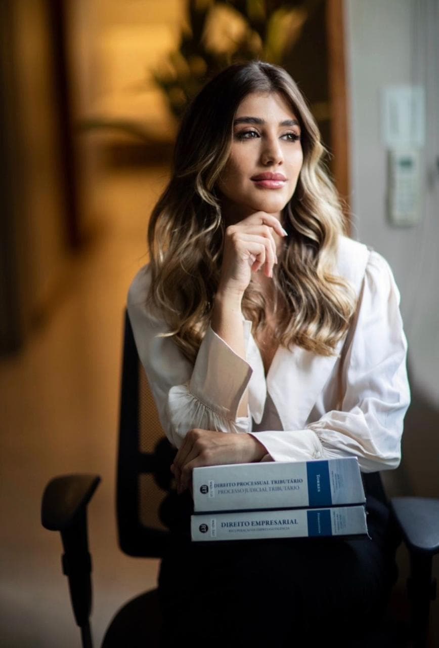 Dra. Maria Eduarda, advogada da Marques Morais Advocacia